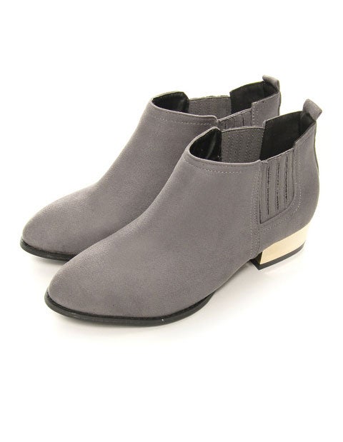 サイドゴアメタルヒールショートブーツ「Re:EDIT by GALSTAR」3,998円（税込）／画像提供：Re:EDIT by GALSTAR