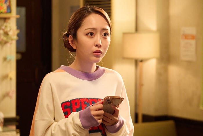 みりちゃむ(大木美里亜)「10回切って倒れない木はない」第4話(C)日本テレビ