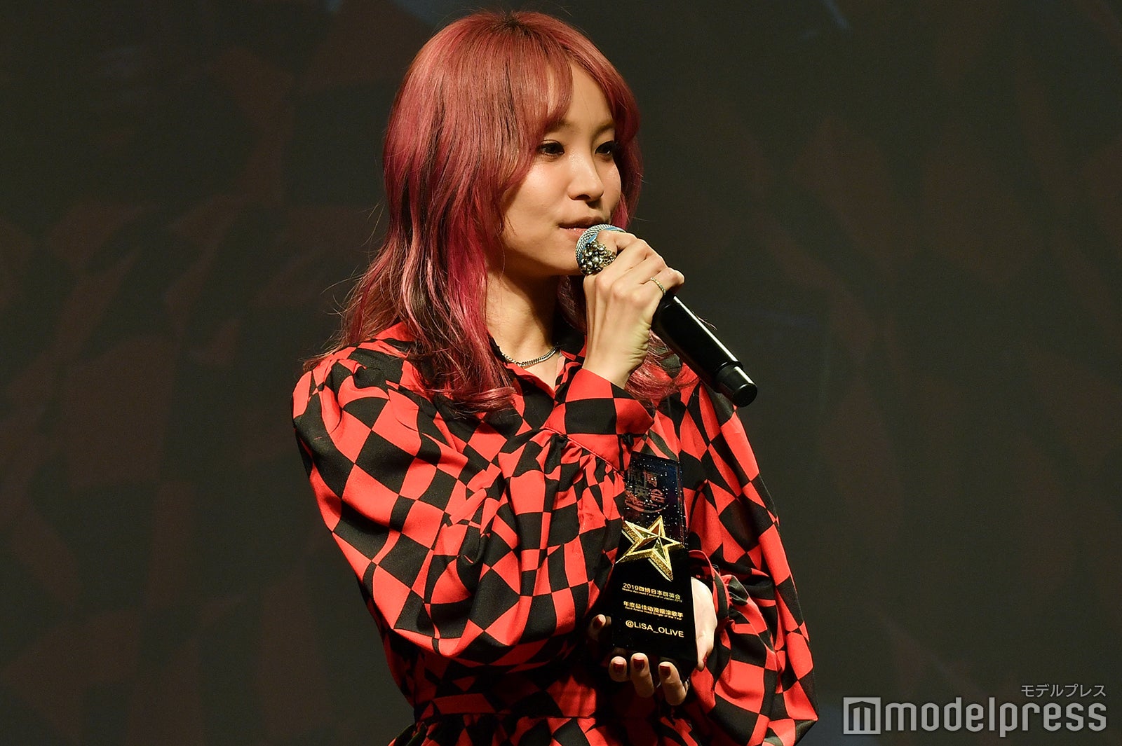 LiSA（C）モデルプレス