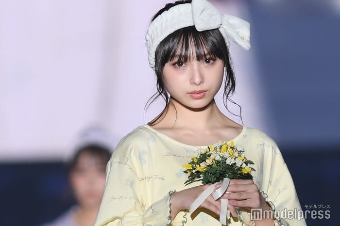 梅山恋和(C)モデルプレス