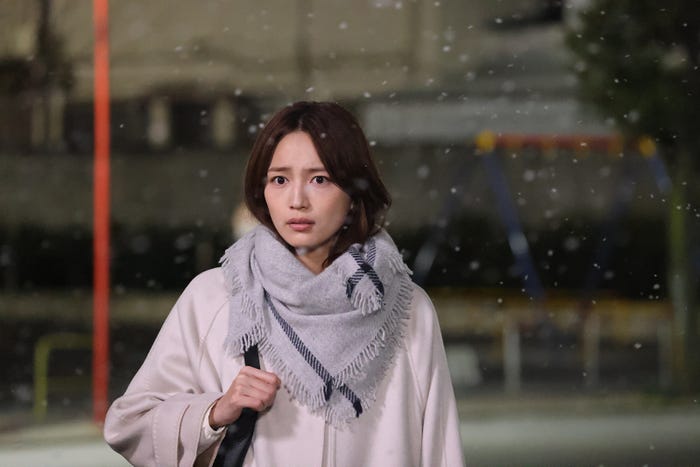 川口春奈「アンサンブル」(C)日本テレビ