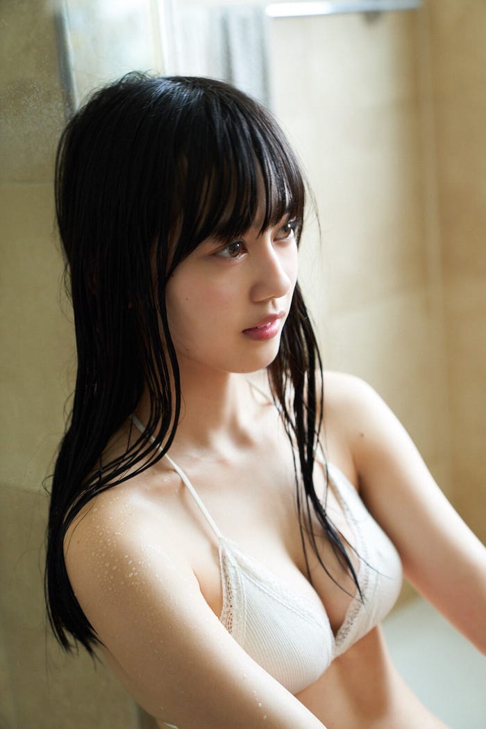 岡田佑里乃(C)Takeo Dec./週刊少年マガジン