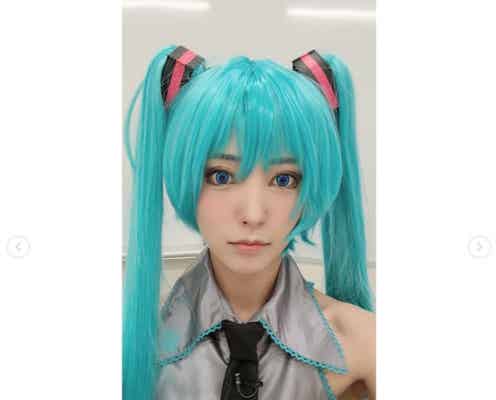夏菜、初音ミクを完全再現 コスプレ披露に「こんなに似合う人いない」「スタイル良い」と絶賛の声