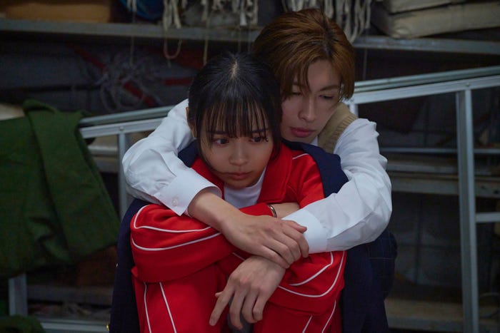 林芽亜里、増子敦貴「熱愛プリンス」第5話(C)青月まどか/「熱愛プリンス」製作委員会・MBS