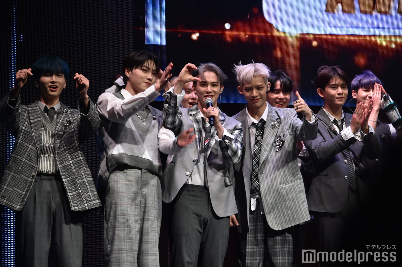 TO1（C）モデルプレス