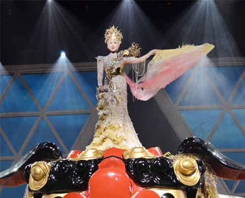 <紅白リハ2日目>小林幸子、ド派手衣装お披露目 嵐・松本潤もびっくり