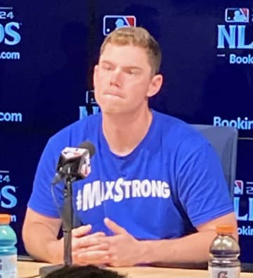 球春到来でドジャースの天使が再登場「戻ってきた！♥大好き」とネット沸く スミスの妻がキャンプ地から投稿