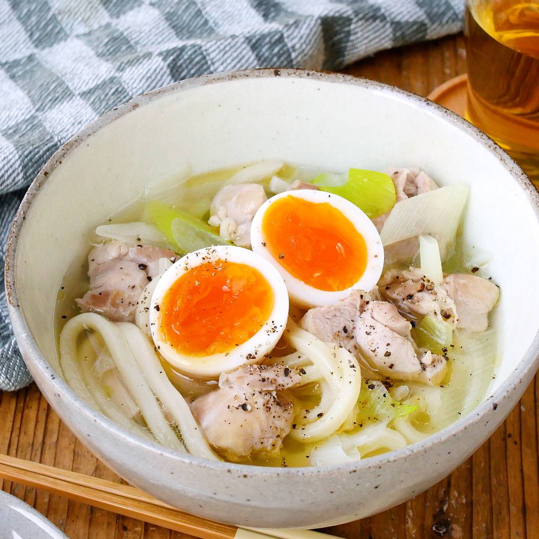 あっさりおいしい。鶏肉とねぎのうま塩うどん