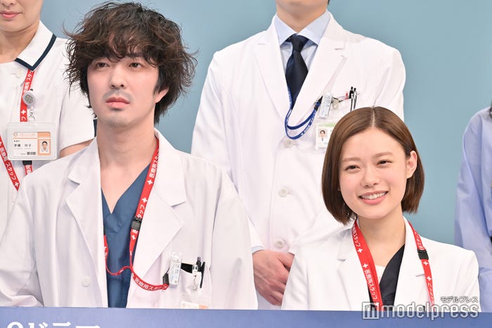 若葉竜也、杉咲花(C)モデルプレス