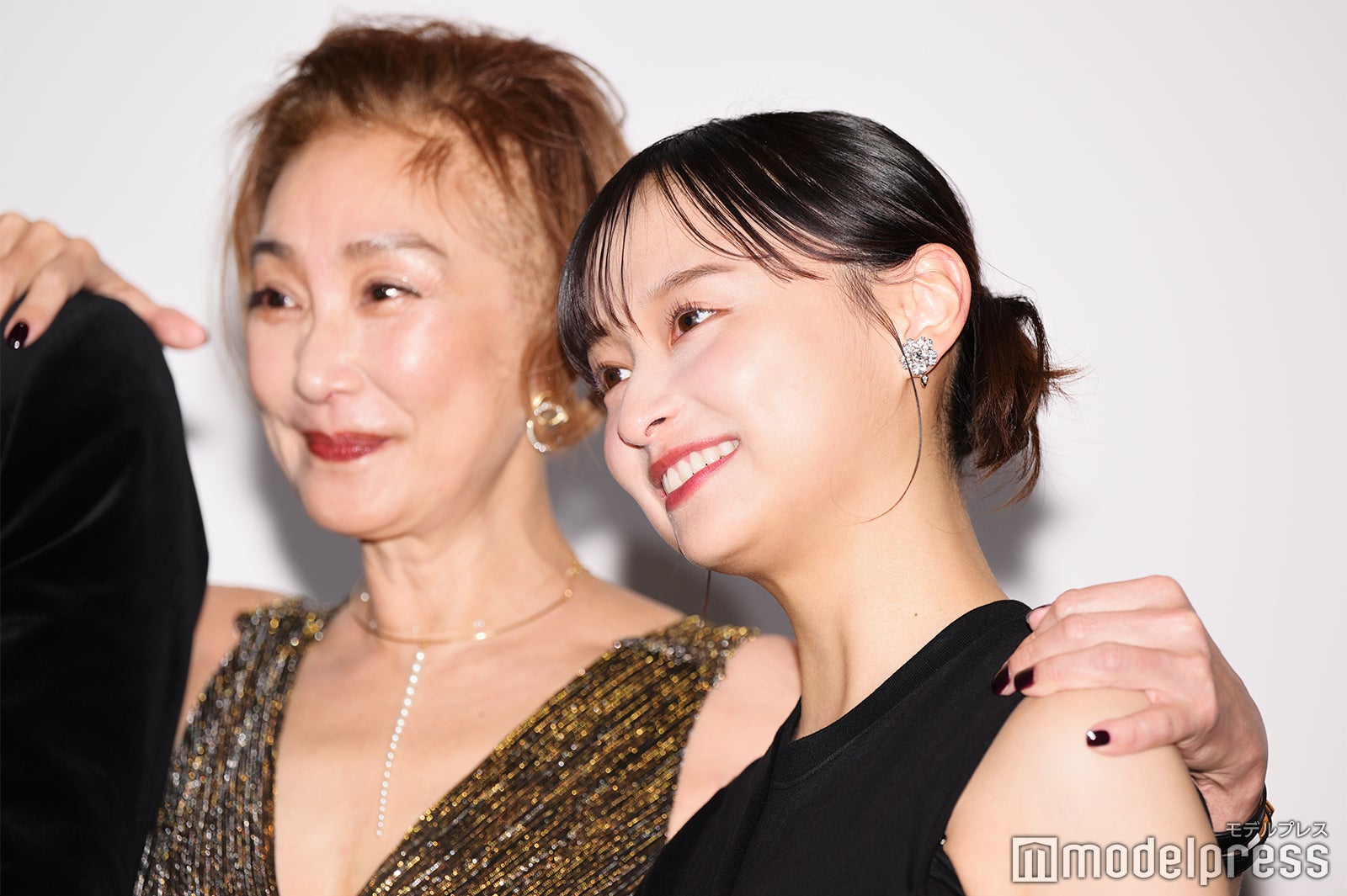 浅野温子、影山優佳（C）モデルプレス