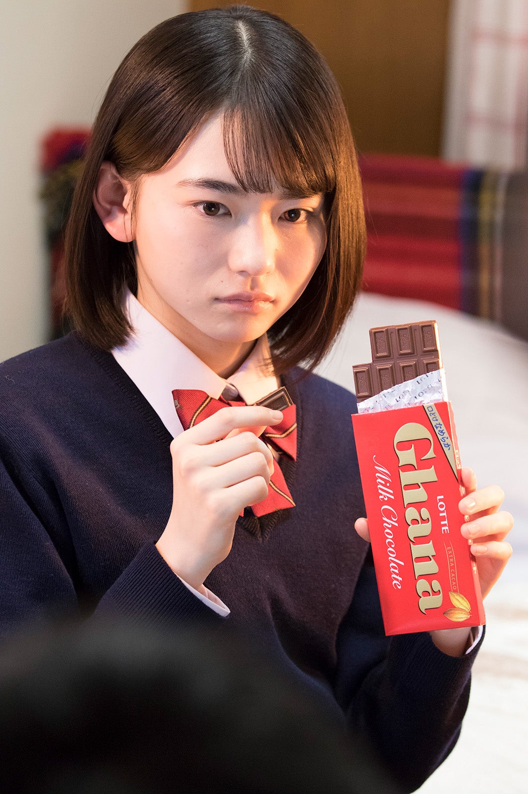 山田杏奈／新CMメイキングカット（提供画像）