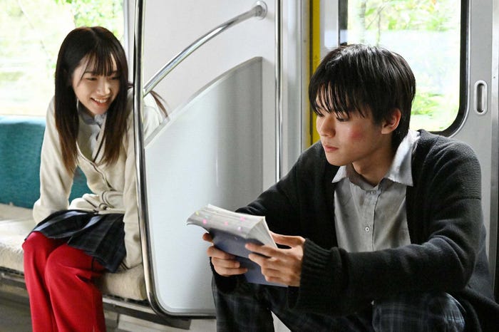 片岡凜、日向亘「ペンディングトレイン―8時23分、明日 君と」第7話より(C)TBS