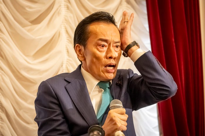 遠藤憲一(C)テレビ朝日