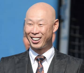 日本ハム 外野手会でドラ1が「確信犯な！」集合写真撮影で森本コーチに2年連続のイジリwファンほっこり「素敵な外野手達」