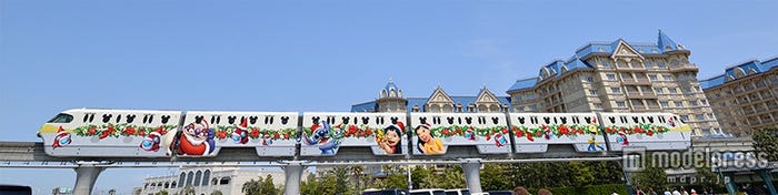 冬の「スティッチ・エンカウンター・ライナー」(C)Disney