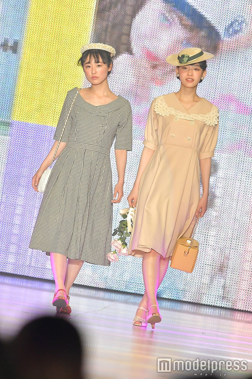 （C）モデルプレス