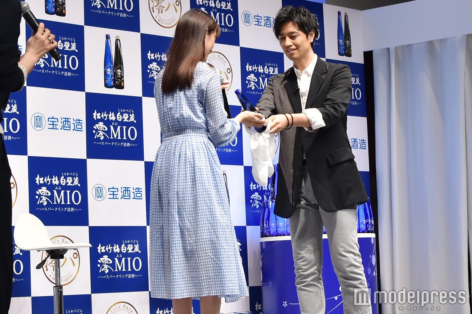 山本美月、斎藤工 （C）モデルプレス