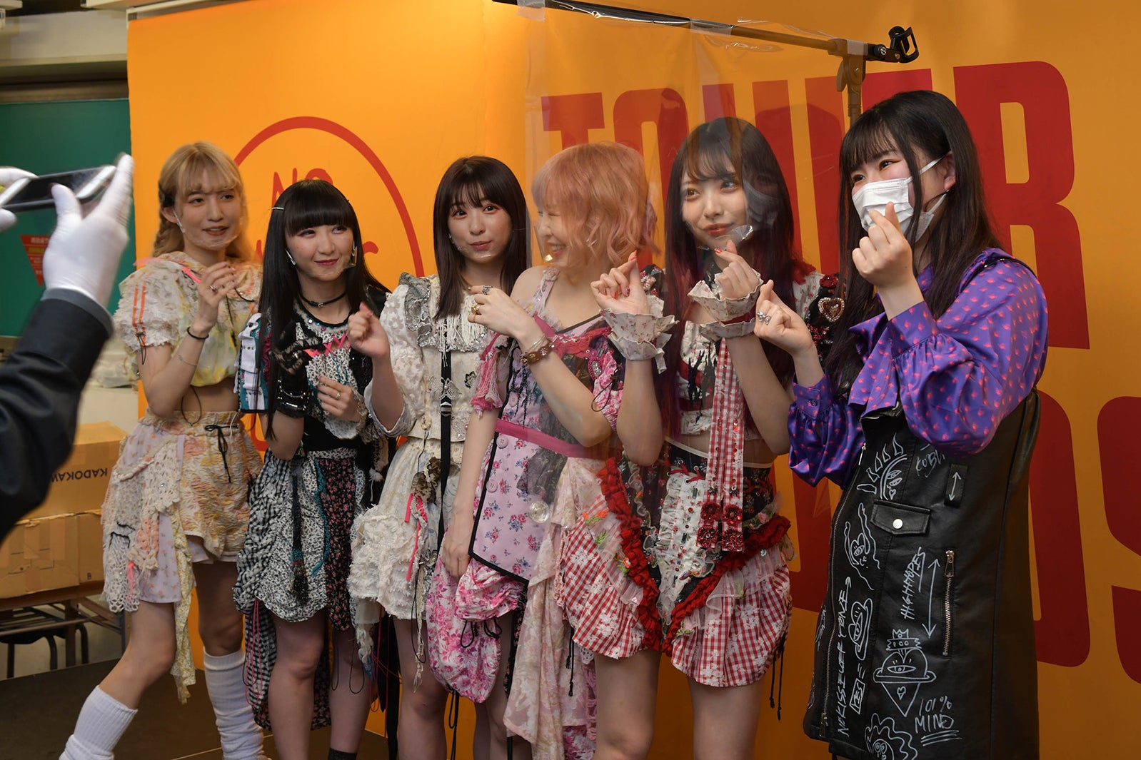 「ZOC BIBLE（ゾックバイブル）」の発売記念サイン本お渡し会の様子（提供写真）