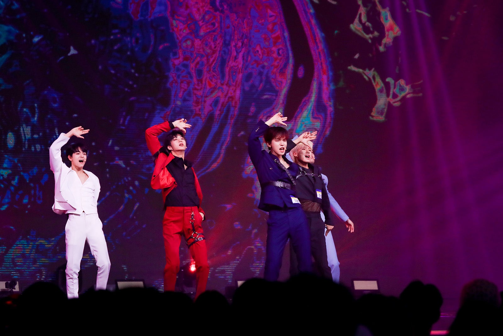 日韓グローバルオーディション「青春スター」デビューメンバー決定へ EXO・BTS…続々カバー・涙する参加者も