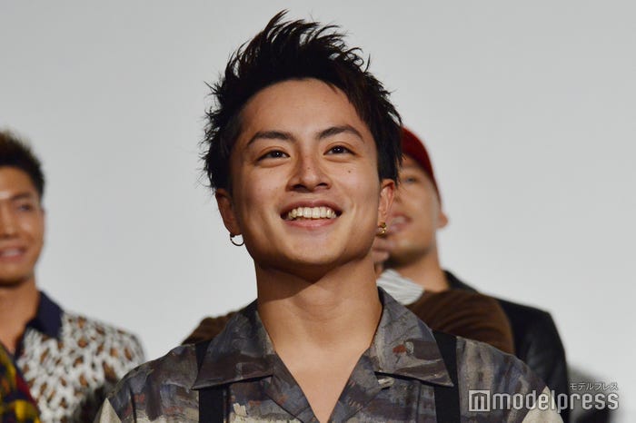 Generations白濱亜嵐ヘア変遷 黒髪 茶髪 ハイトーン 多彩カラー アレンジで変幻自在 モデルプレス