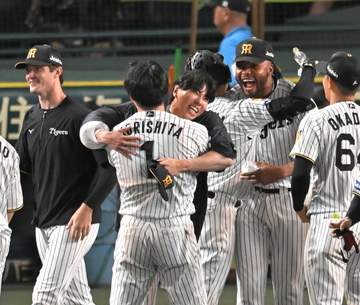 阪神・工藤 炎の回またぎ「いつも通り」 九回3人斬り→十回に気迫の牧斬り「絶対に抑えたい」