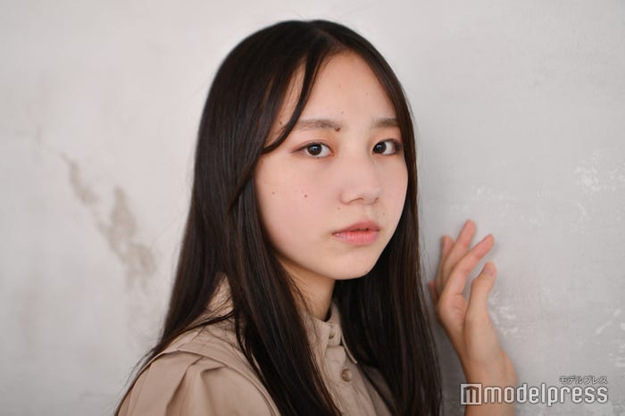 石野花華さん(C)モデルプレス