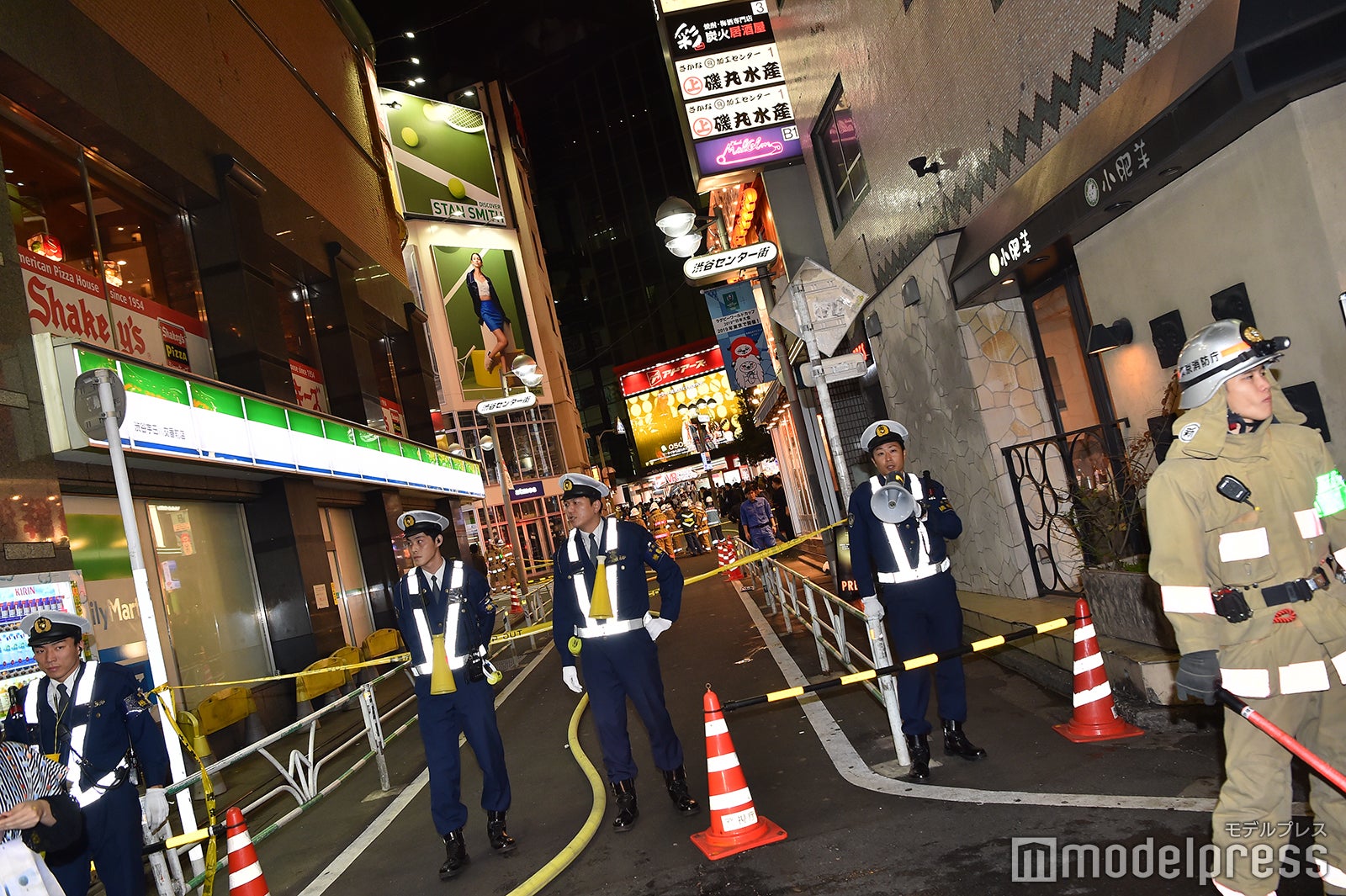 同時間帯に近隣ビルで火災も（C）モデルプレス