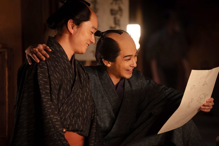 染谷将太、横浜流星「べらぼう~蔦重栄華乃夢噺~」第20話(C)NHK