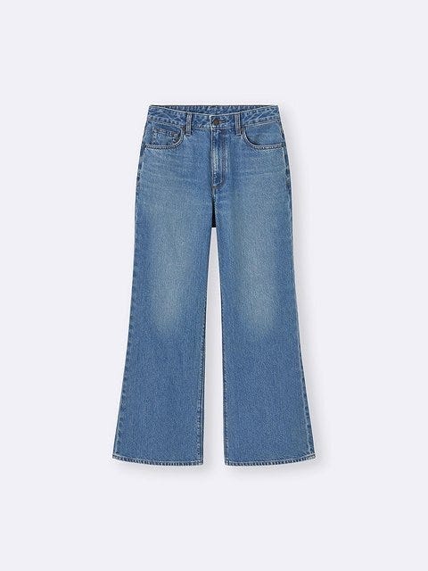 GU リラックスワイドフレアジーンズ GUのリラックスワイドフレアジーンズ