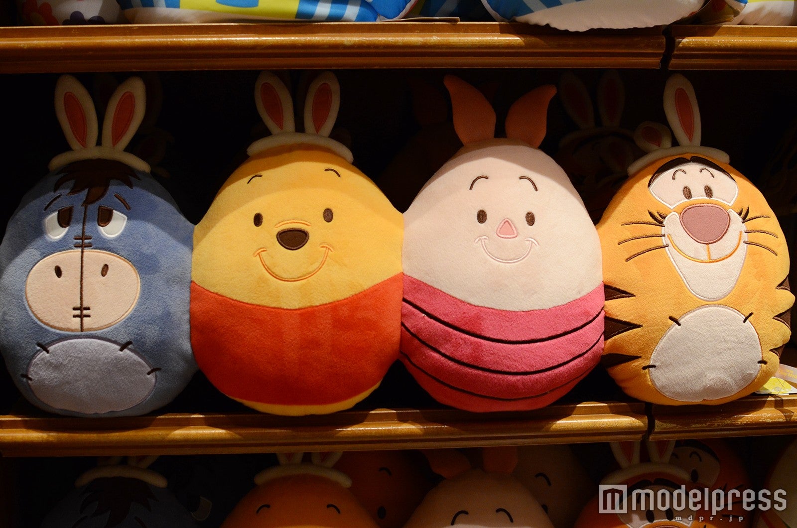 クッション￥3,600（C）モデルプレス