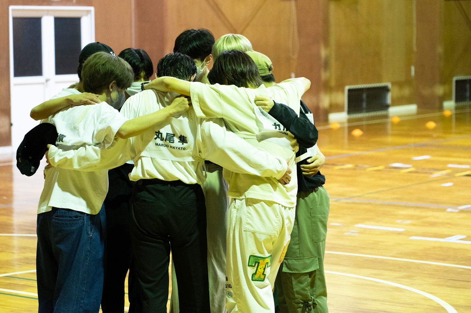 グループダンス動画審査・合宿の様子 （C）NTV