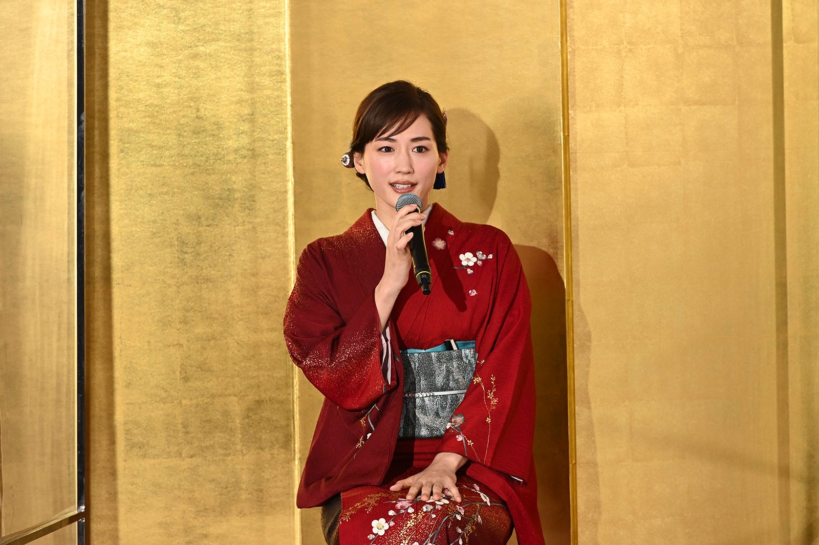 綾瀬はるか（C）TBS