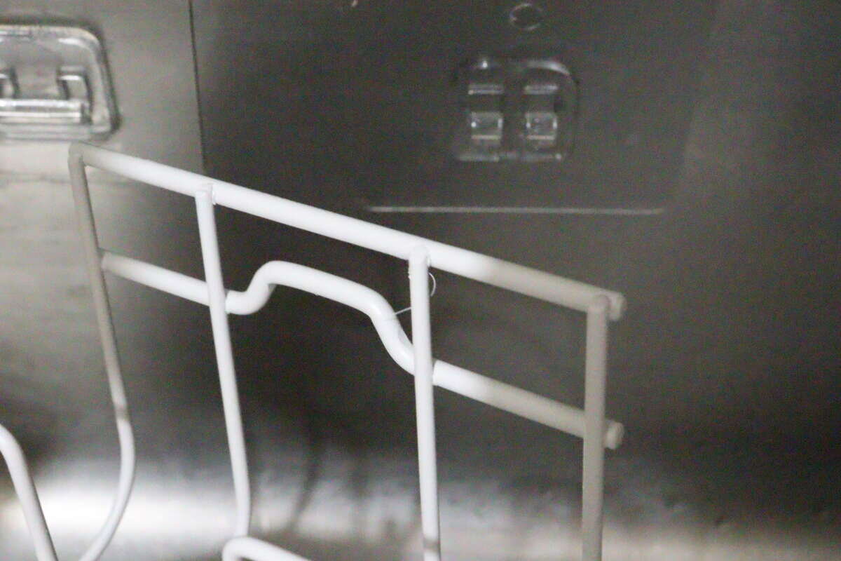 ダブルスポンジホルダー（シール付）　ホルダー取り付け