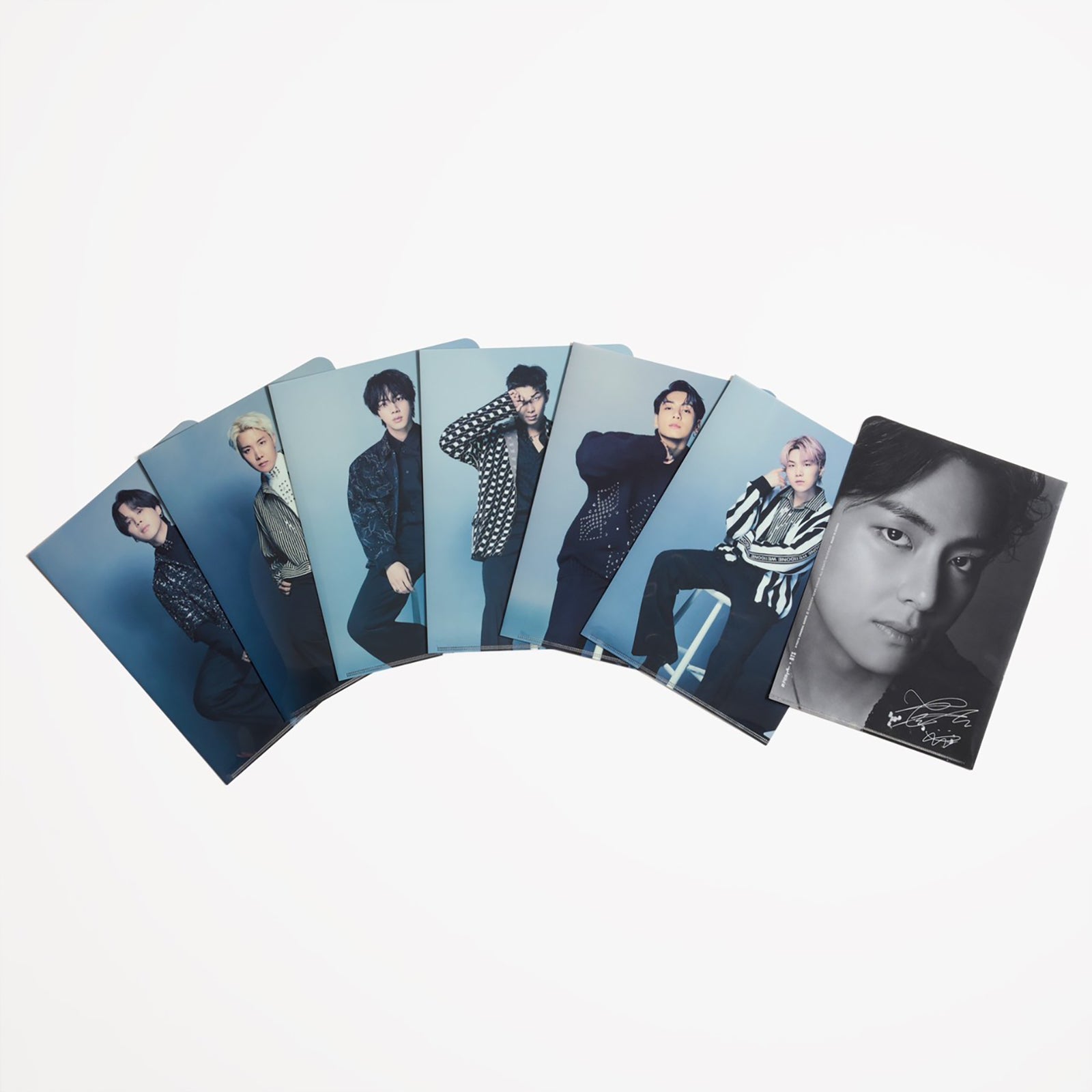 HMV＆BOOKS online購入特典「D'FESTAオリジナル両面コラボクリアファイル」 （画像提供：光文社）