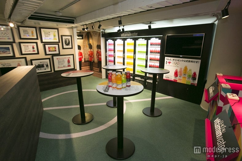 「ロンドンオリンピック応援グラソー ラウンジ」内装