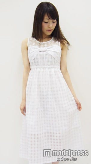 ギンガムマキシワンピース「Marblee」13,824円(税込)