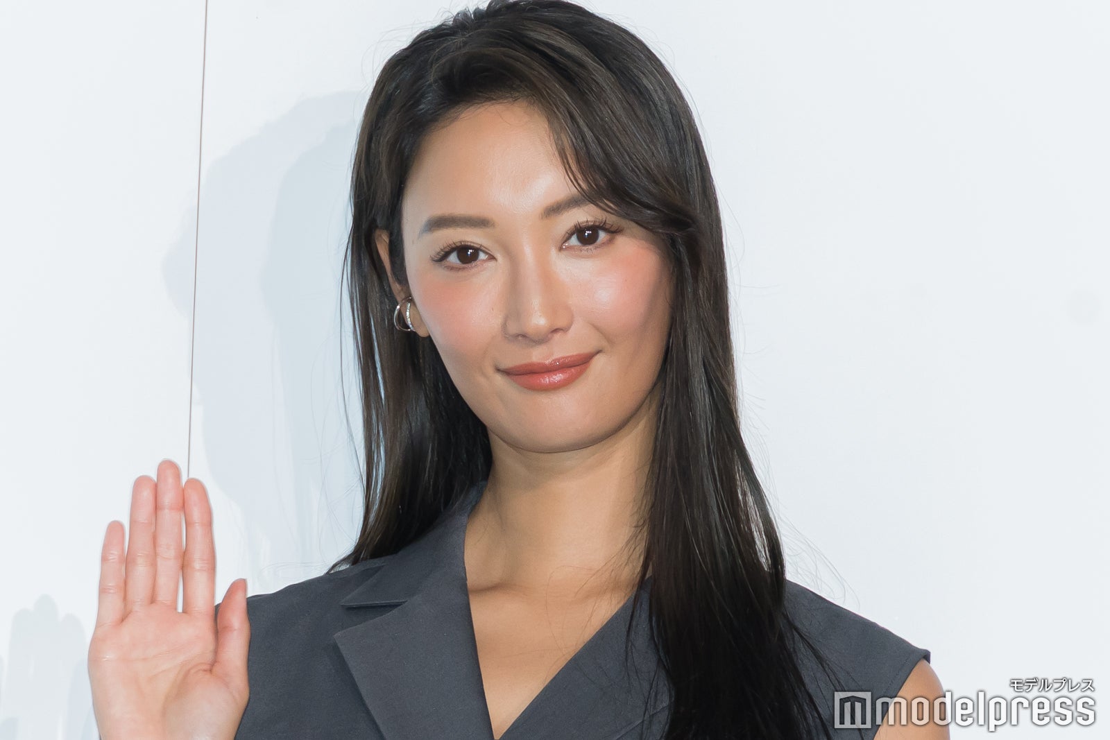 菜々緒、プロポーションを保つ秘訣とは トレーニング事情も告白