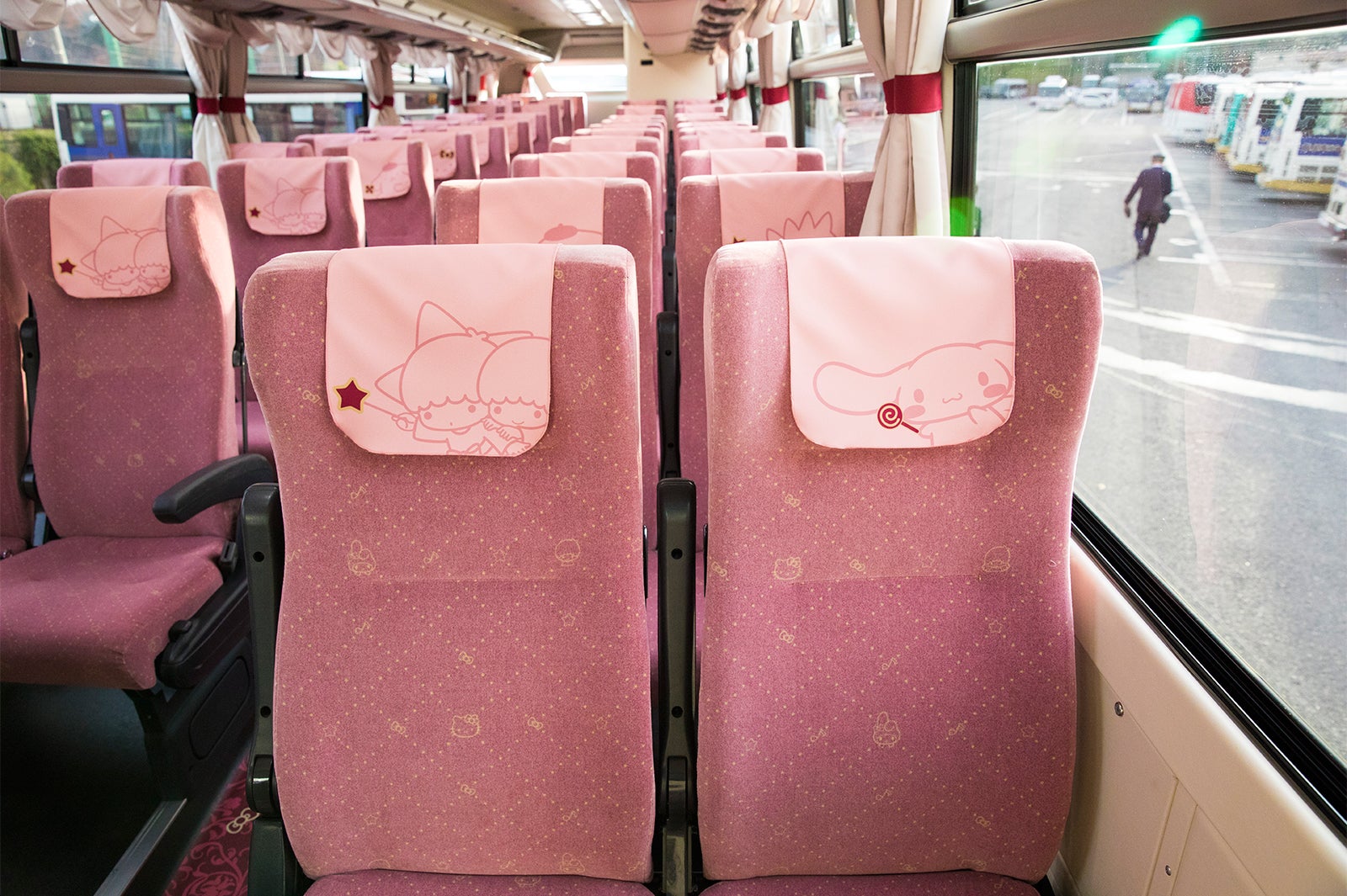 シート装飾（C）2016 SANRIO CO．，LTD．