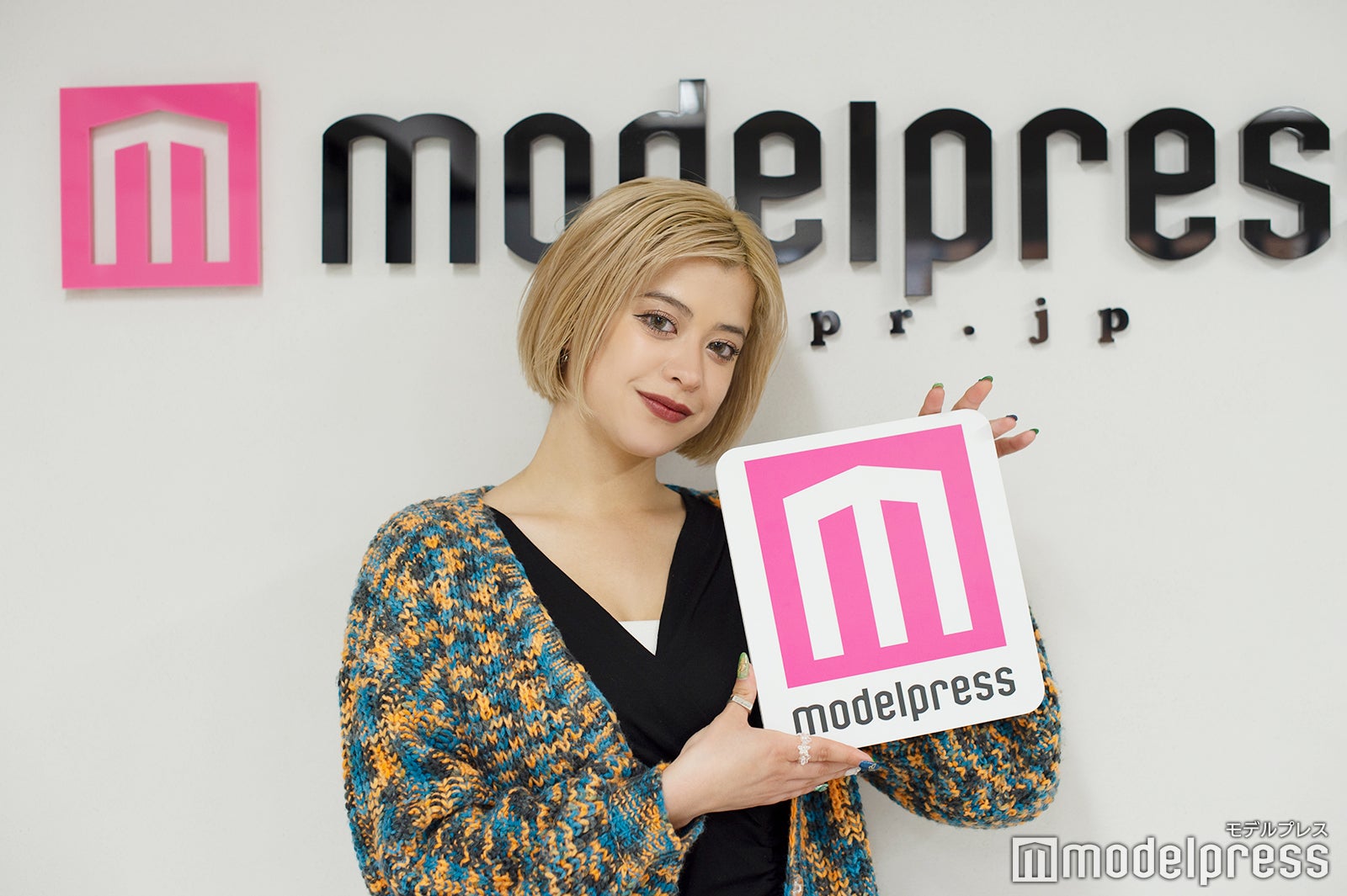 ローナ（C）モデルプレス