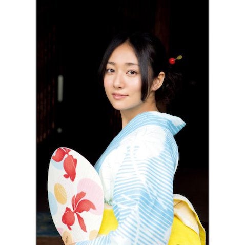 木村文乃、2013年発売の1st写真集が電子化 "25歳の輝き"が詰まった映画のような一冊