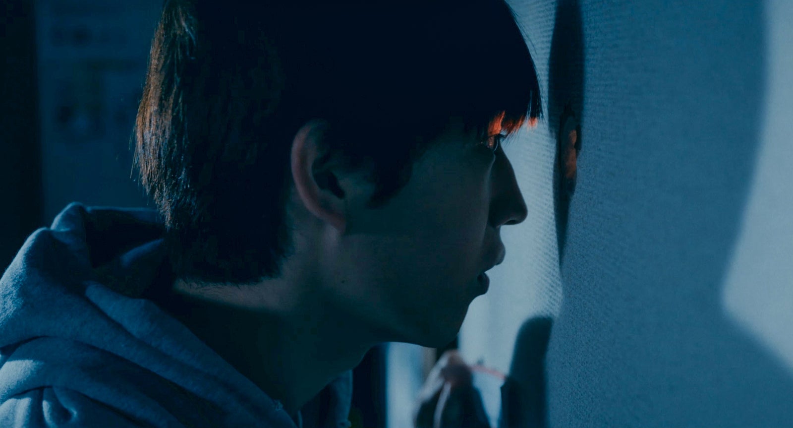 杉野遥亮（C）2019「羊とオオカミの恋と殺人」製作委員会（C）裸村／講談社
