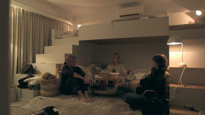 花、ビビ、愛華「TERRACE HOUSE TOKYO 2019-2020」31st WEEK(C)フジテレビ/イースト・エンタテインメント