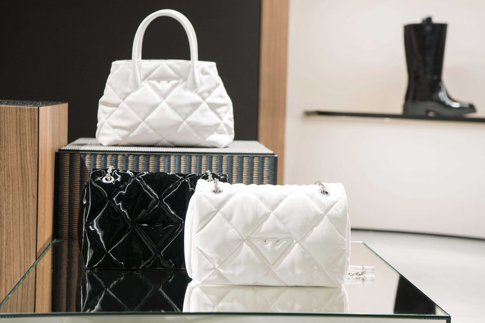 「エンポリオ アルマーニ」京都店（提供写真）