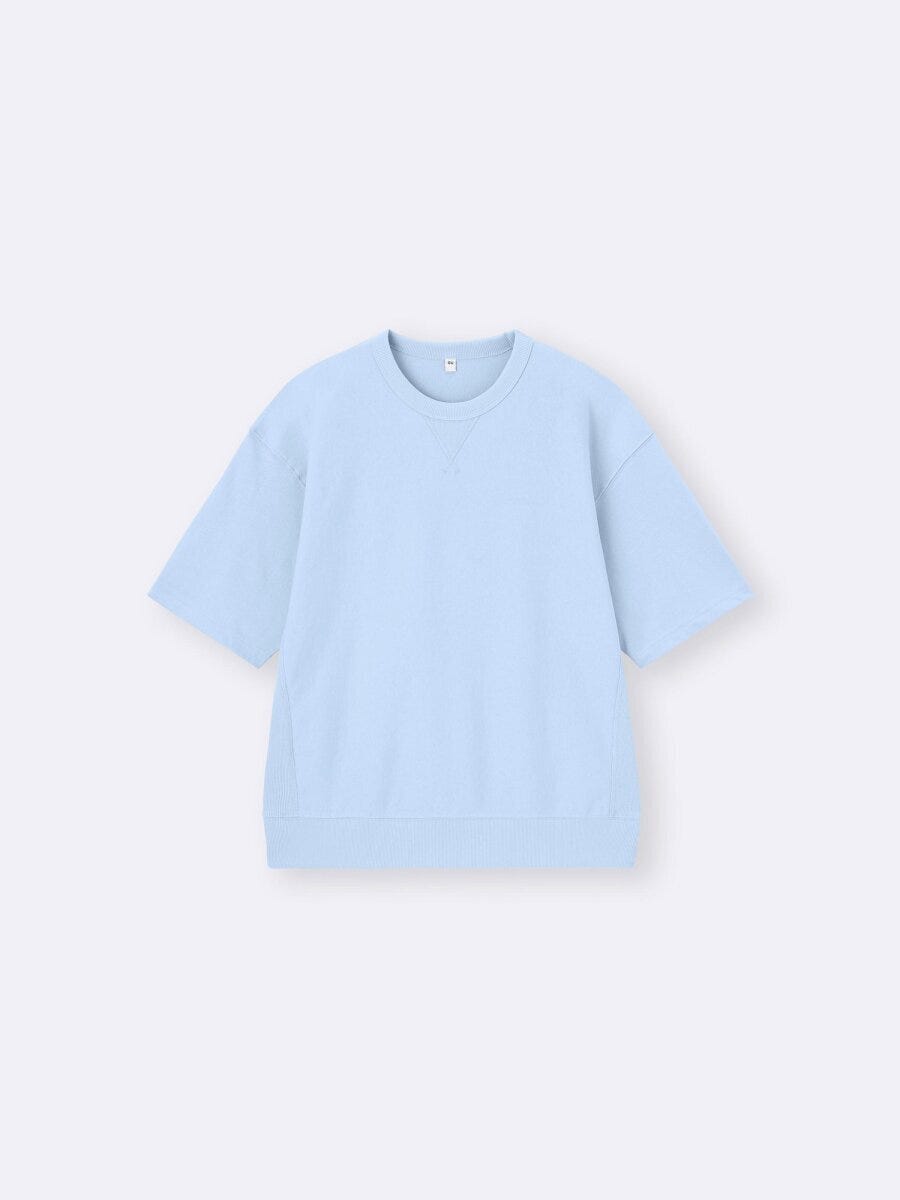 水色のオーバーサイズ5分袖Tシャツ