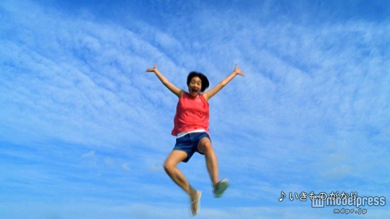 能年玲奈／「カルピスウォーター」新CM「恋の宣誓　夏」編より