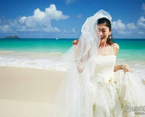 山田優、ハワイで将来の子宝を祈る 純白の花嫁姿も披露