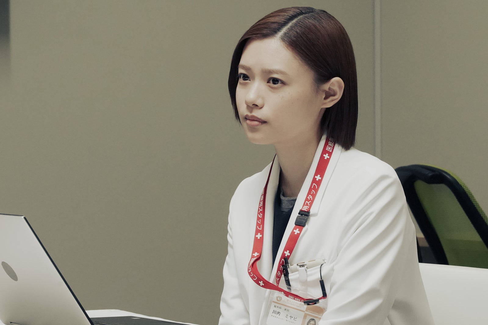 杉咲花「アンメット ある脳外科医の日記」第5話より（C）カンテレ