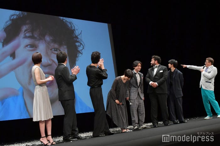 ムロツヨシからメッセージが (C)モデルプレス