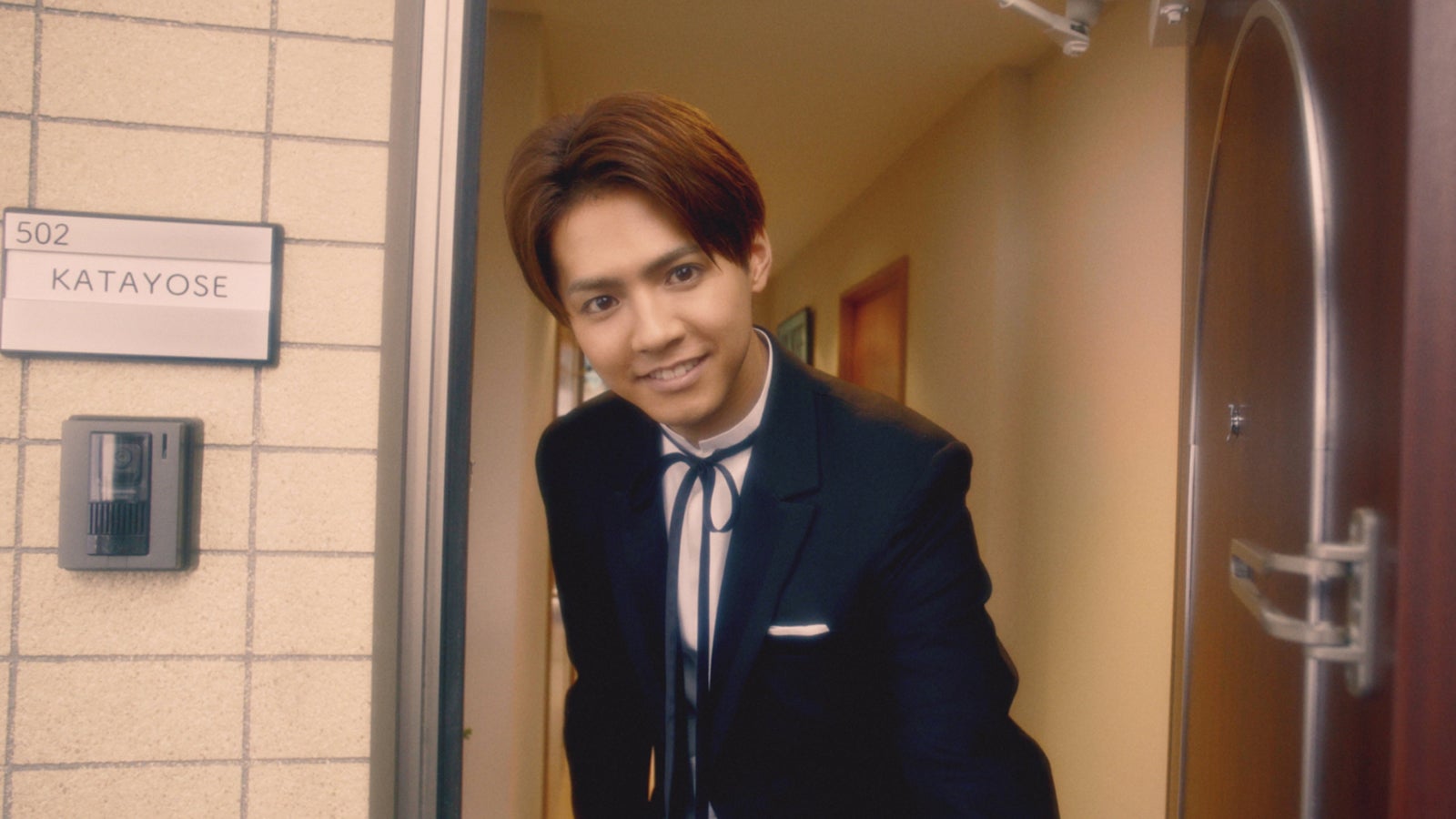 新CM「彼氏が執事に」編より （提供写真）