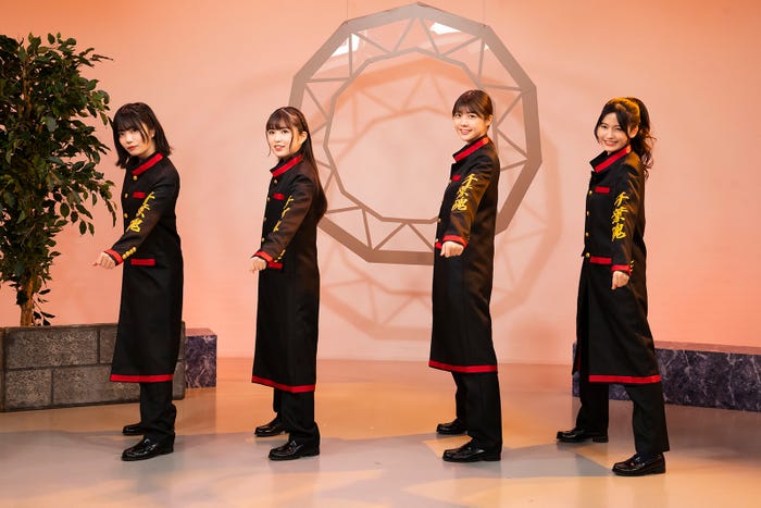 中西アルノ、小川彩、冨里奈央、奥田いろは(C)日本テレビ